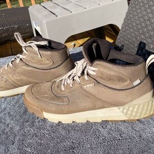 Merrell Tan Hiking Boots